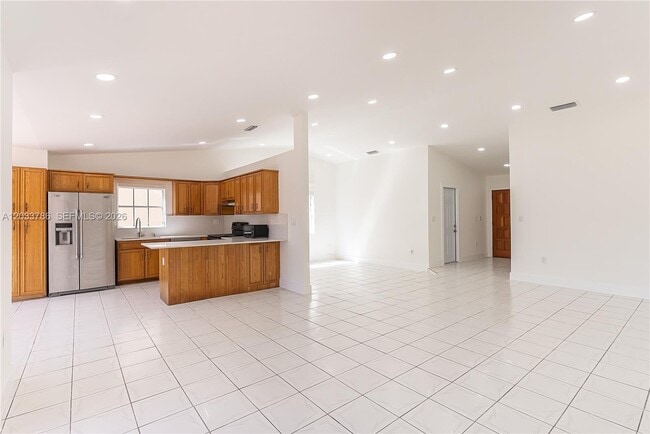 Photo - 15881 SW 139th Ave