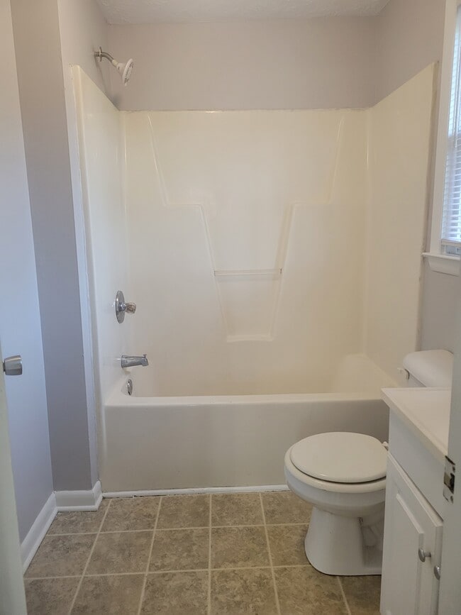 2161 Bingham Dr