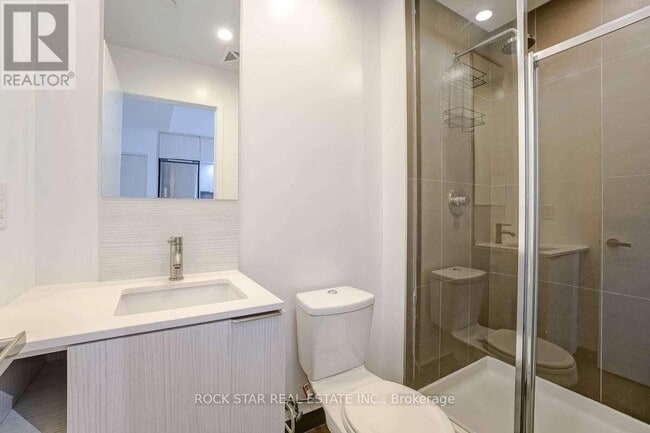 Photo - 170 Sumach St Unité 2307