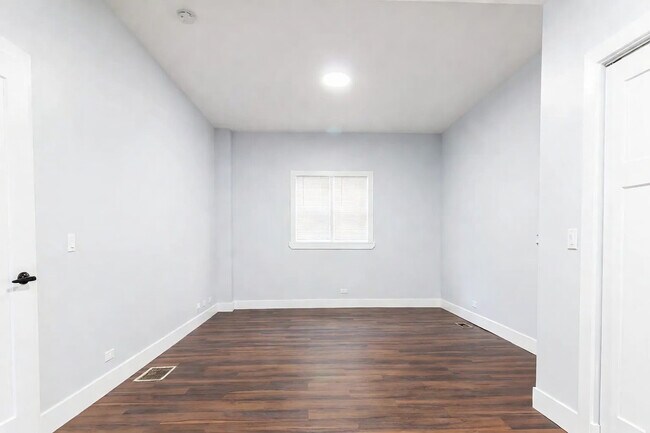 Photo - 932 N Richmond St Unidad 1F