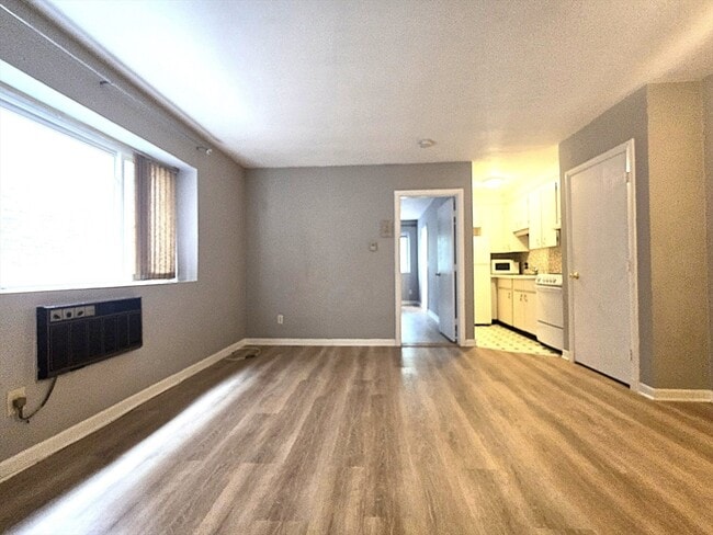Photo - 200 Kelton St Unit 14