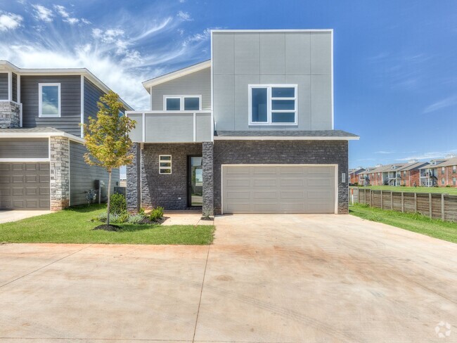 Building Photo - Beautiful New Construction Home in Edmond/...