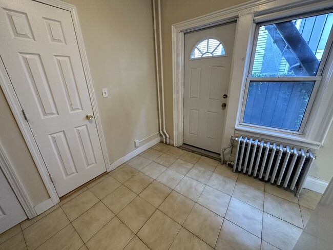Photo - 375 Dorchester St Unit 1