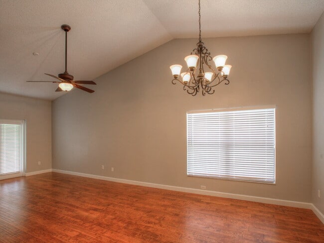 420 Mainsail Ct