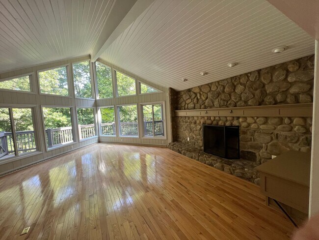Photo - The Ultimate Lake Lanier Rental