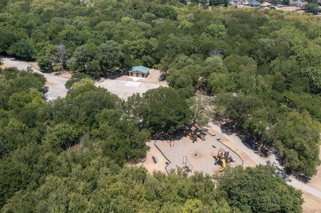 Photo - 4729 Woodhaven Ln