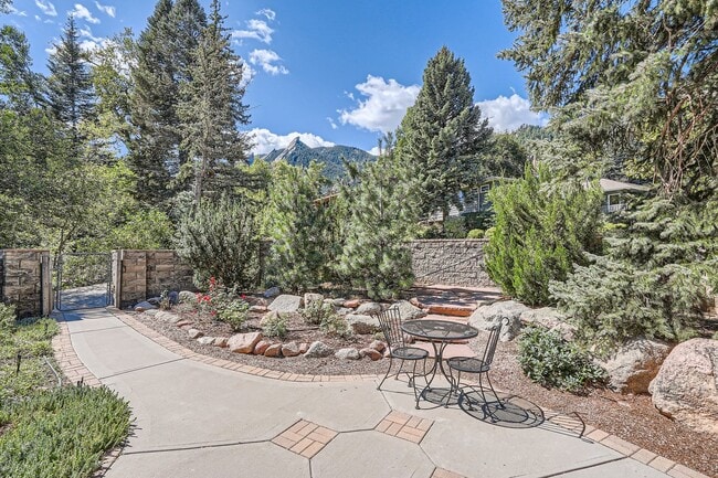 Photo - Beautiful 2 BDR Gate to the Foothills - Walkable to Chautauqua