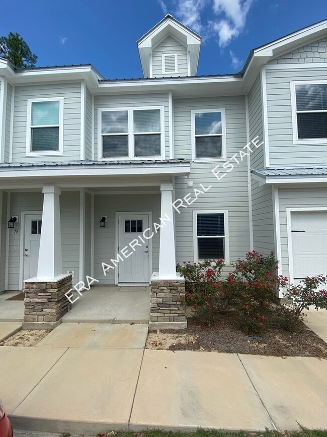 Lawn Care Provided! - Lawn Care Provided! Townhome