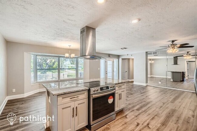 Photo - 6140 30th Ave N, St. Petersburg, FL, 33710
