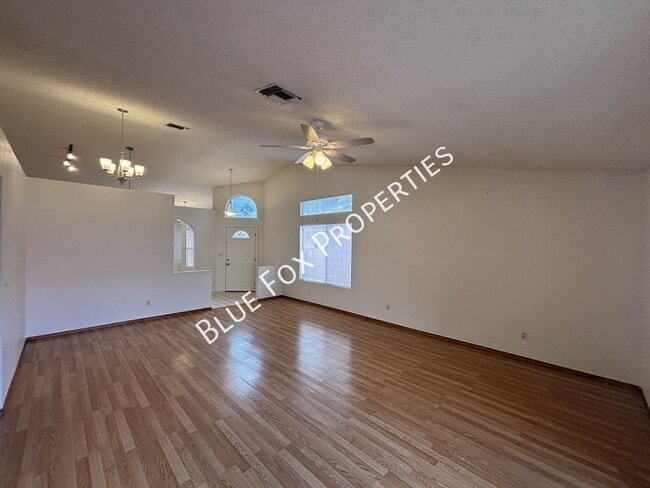Photo - 9913 N Woodstone Trail