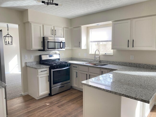 Photo - 6089 Pirthshire St Casa