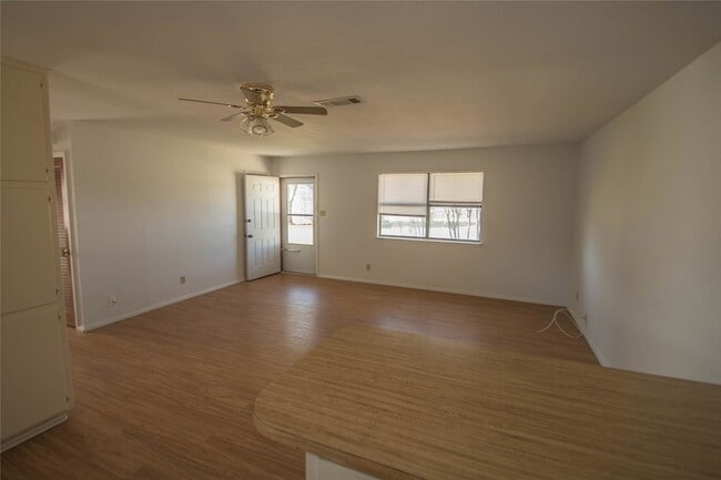 Photo - 712 N Keith St