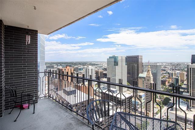 Building Photo - 1020 15th St Unit 41G Rental