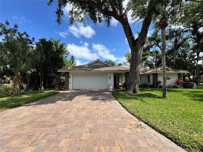 Photo - 3601 Garden Lakes Clenet