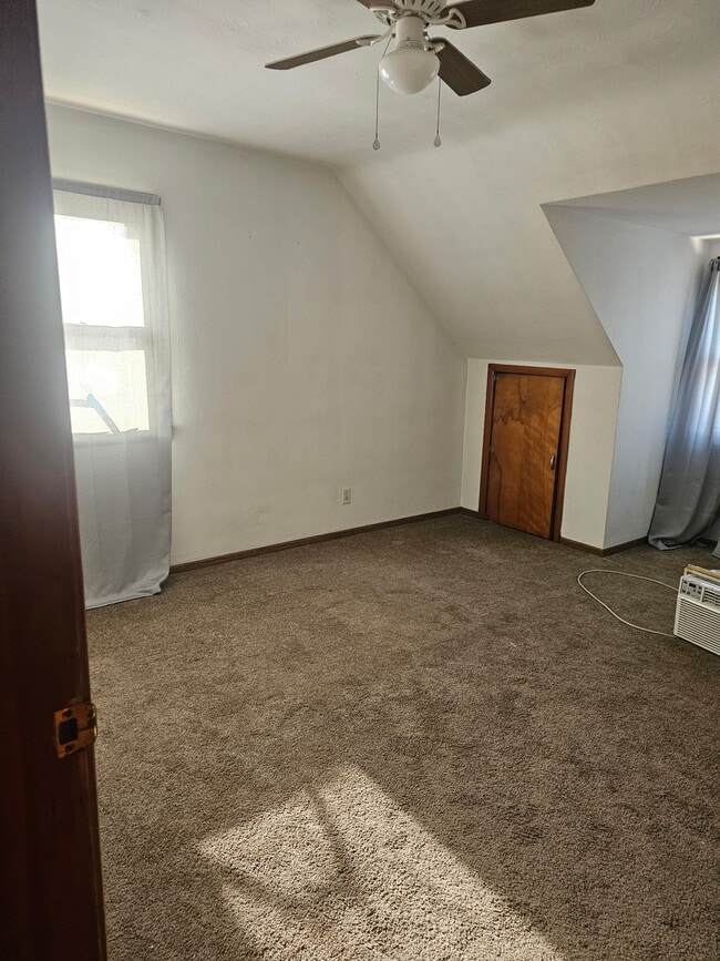 Photo - 26 Cooper Ave Unit B