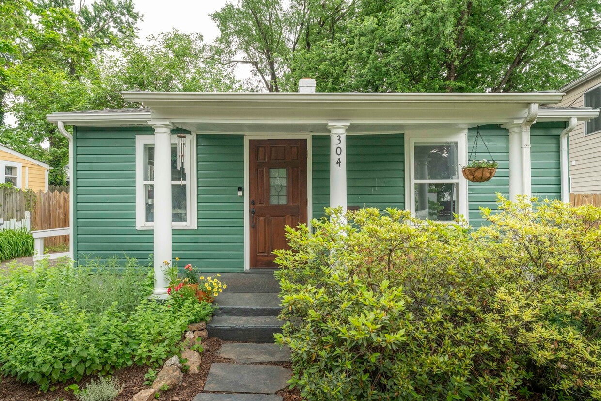 Photo - 304 11th St NW (Charlottesville, VA)