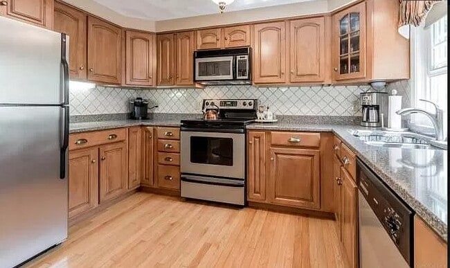 Photo - 45 Racine Ave