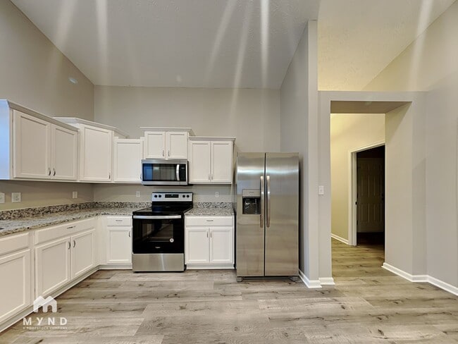1752 James Run Way