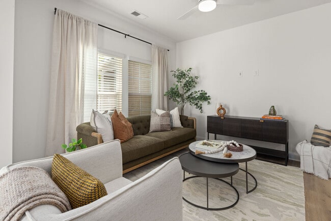 Photo - Avery Square