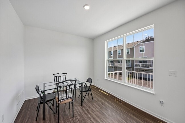 Photo - 1109 Atterberg Rd