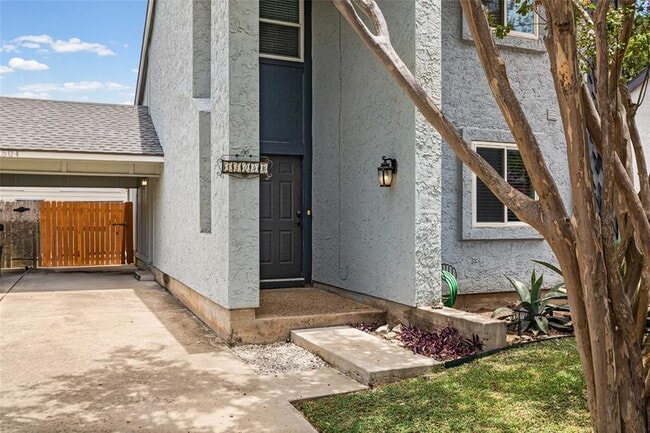 Photo - 1504 Bridgeway Dr
