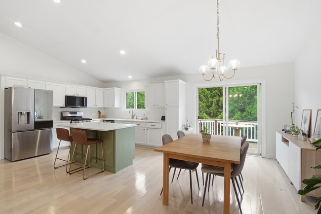 Photo - 4905 Carrington Dr