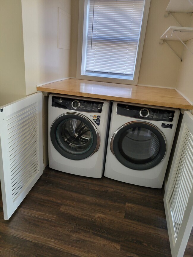 503 Marietta Ln Apartments Marietta, OH