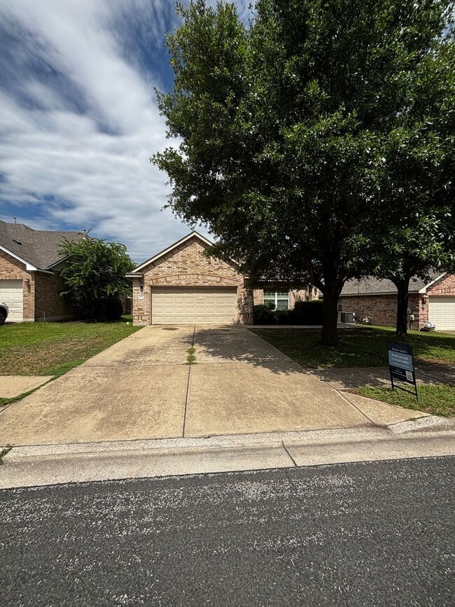 Charming 3 Bed, 2 Bath Home | 2,166 Sq Ft ... - Charming 3 Bed, 2 Bath Home | 2,166 Sq Ft ...