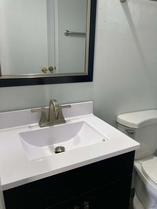 Photo - 995 Kingswood Dr Unit 995 Kingswood