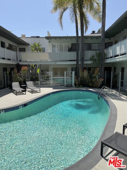 1145 Larrabee St Unidad 3