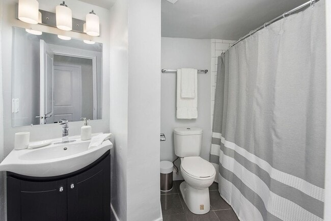 Photo - 1360 Danforth Road