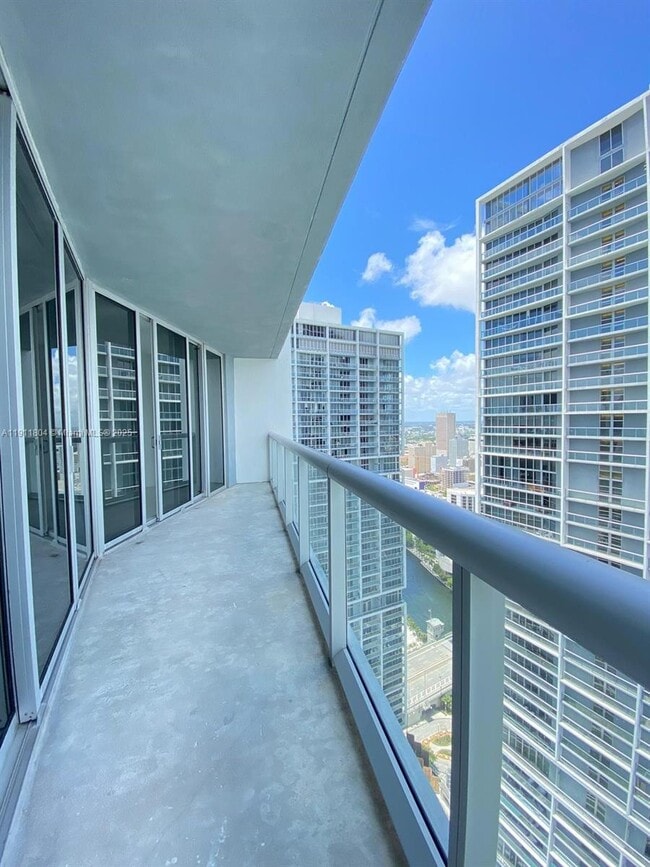 Photo - 495 Brickell Ave Unit 4408