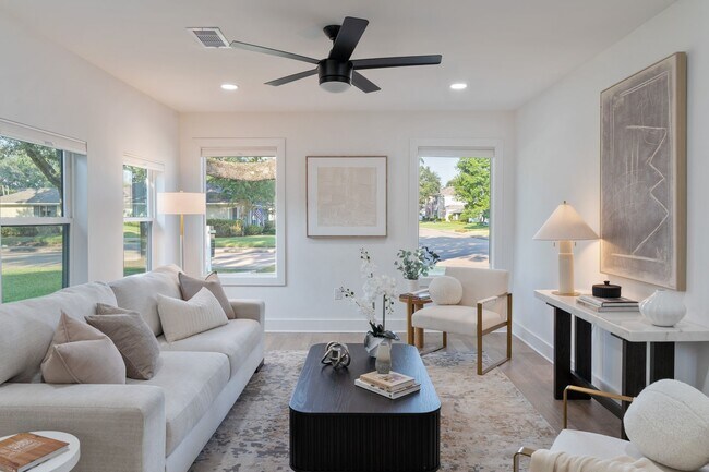 Photo - 2501 Briarhurst Dr