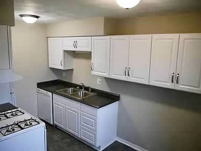 Photo - 1732 Burcham Dr