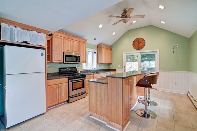 Photo - 30 Thayer Ave