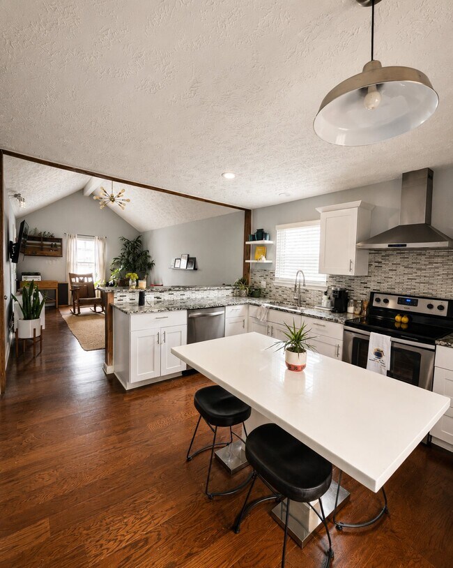 Photo - 2509 Slaydon Dr