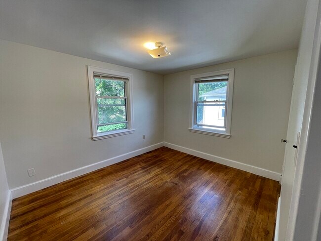 Photo - 36 Barstow St Unit 2