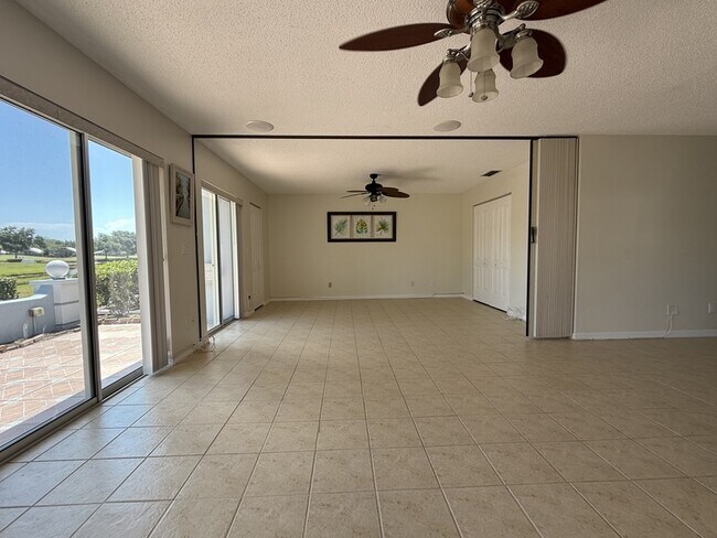 437 Wexford Cir