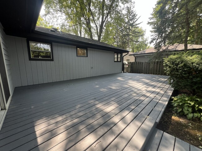 Photo - 16260 W Arlington Dr