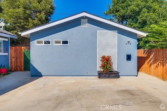 Building Photo - 672 Cypress Ave Rental