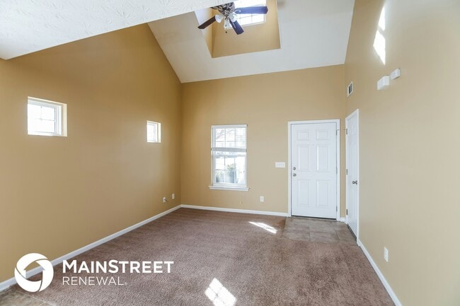 Photo - 138 Silver Fox Trail