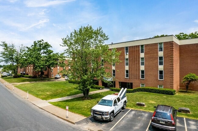Eagle Park Apartments