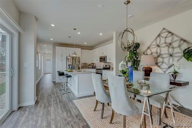 Photo - 1775 Alton St