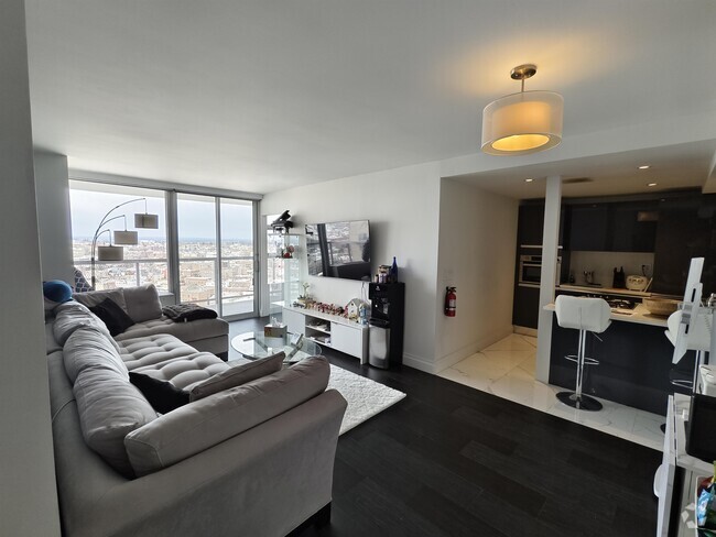 Building Photo - 6050 JFK Blvd E Unit 22D Rental