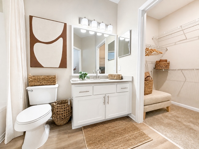 The Vale at Baymeadows