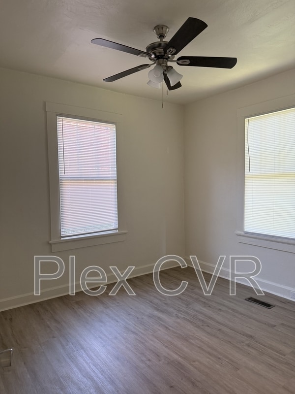 Photo - 2711 Pecan St