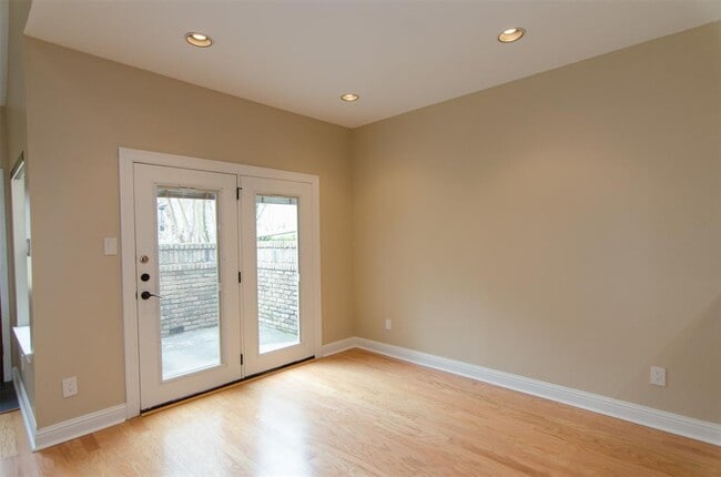 Photo - 10819 Crown Colony Dr Unit 38