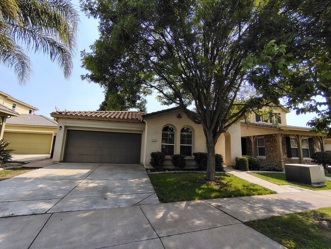 Photo - 363 Cabernet Dr