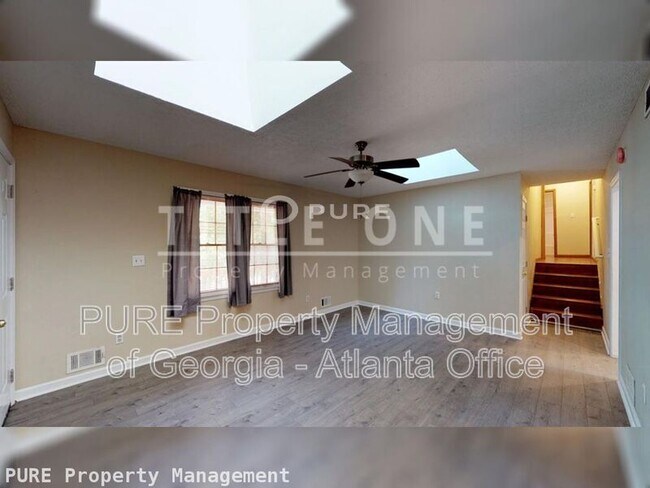 Photo - 31 Etowah Ct