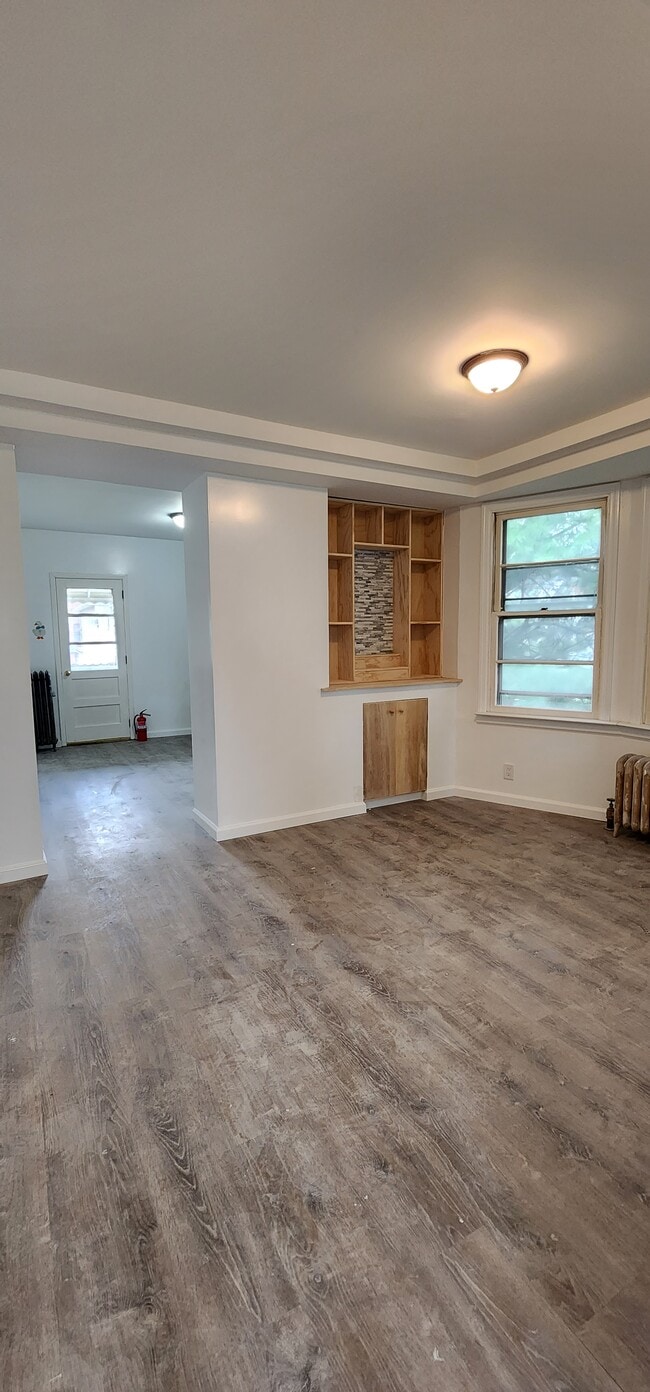 Building Photo - 237-239 Stephens St Unit 239 2FL